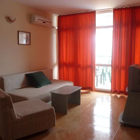 Elit 3 Apartcomplex * 써니비치